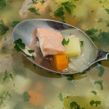 Рыбный суп из лосося